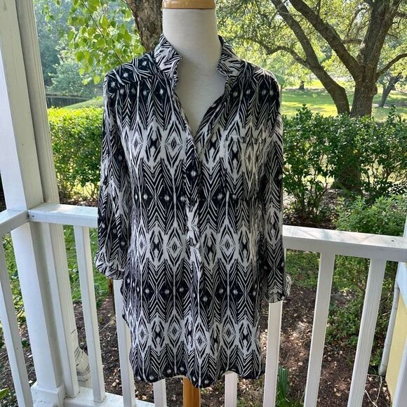 Akira Chicago IKAT Print Tunic - Picture 1 of 5